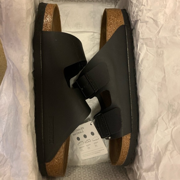 BRAND NEW Birkenstock Black Narrow Width EU39 - Picture 2 of 4